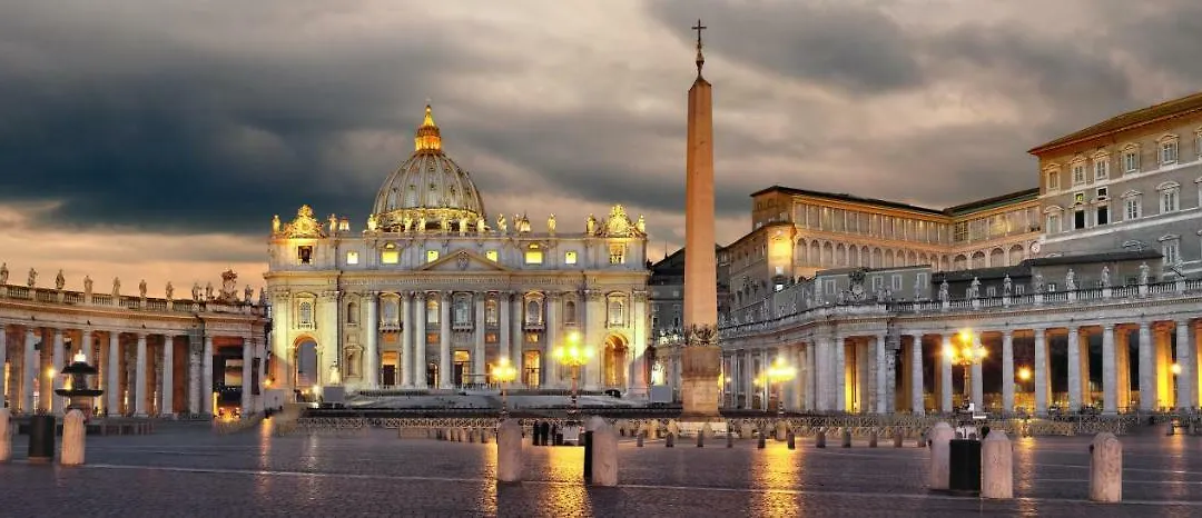 Vatican Royal Apartment-1